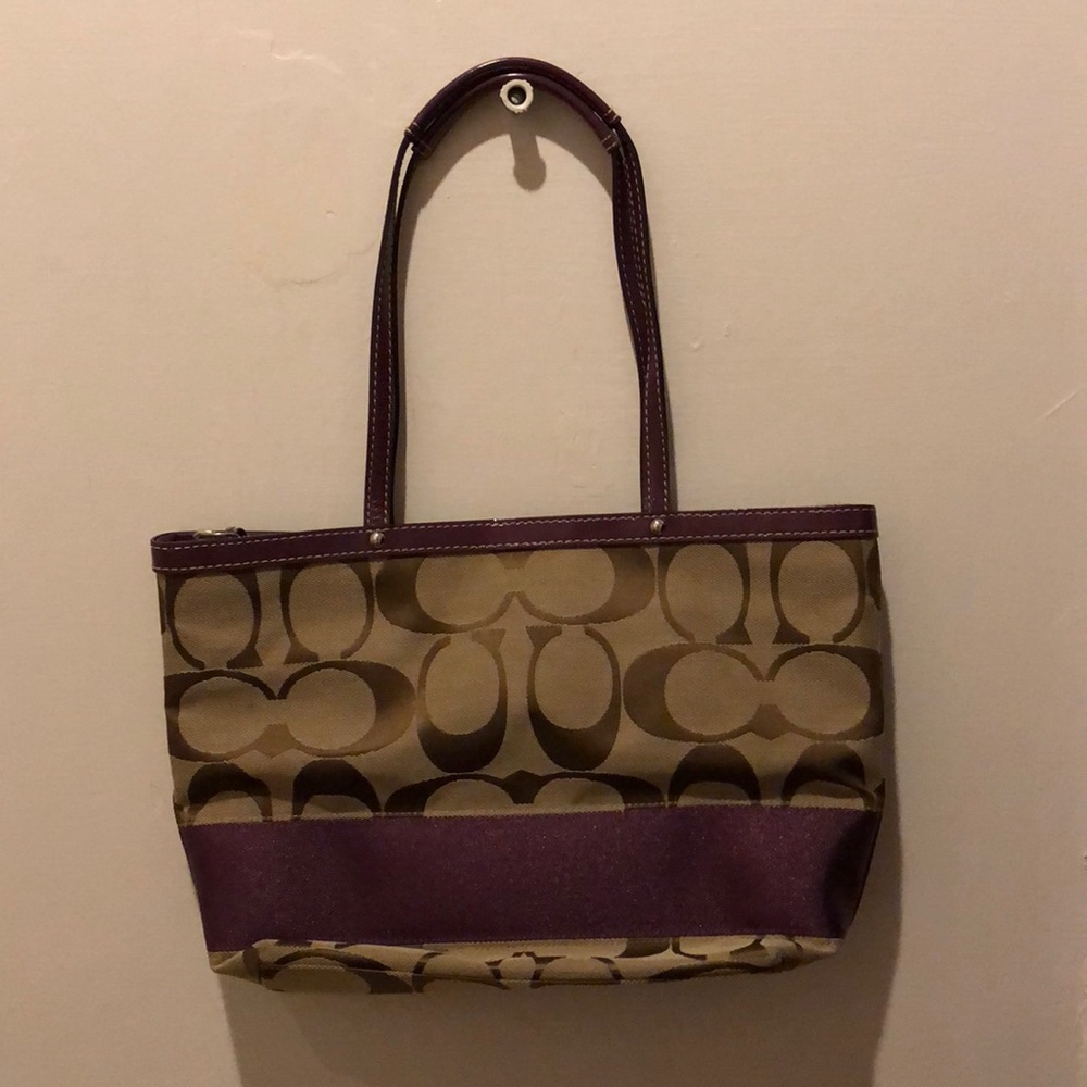 Coach Tote - Picture 2 of 6